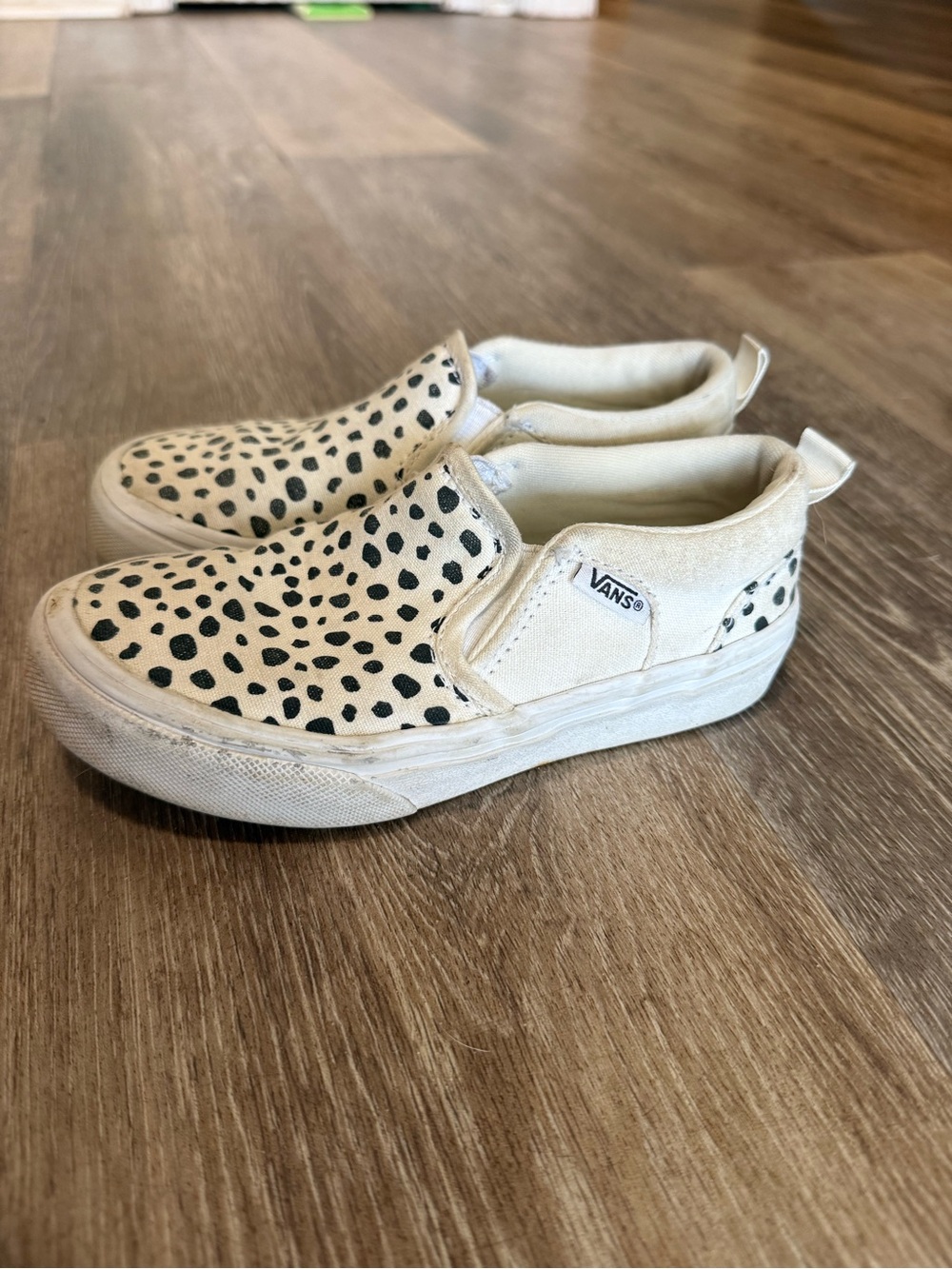 Vans Kids Slip-On Sneakers in Cream with Black Spots